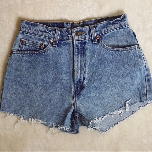 Vintage Levi’s 521 Cutoff Shorts H04 - Picture 2 of 5